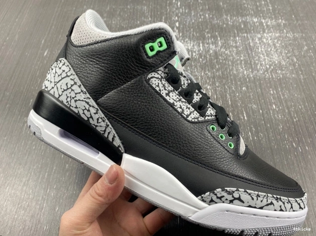 Rep TBK 3 Glow Jordan CT8532-031 Green Air 0725